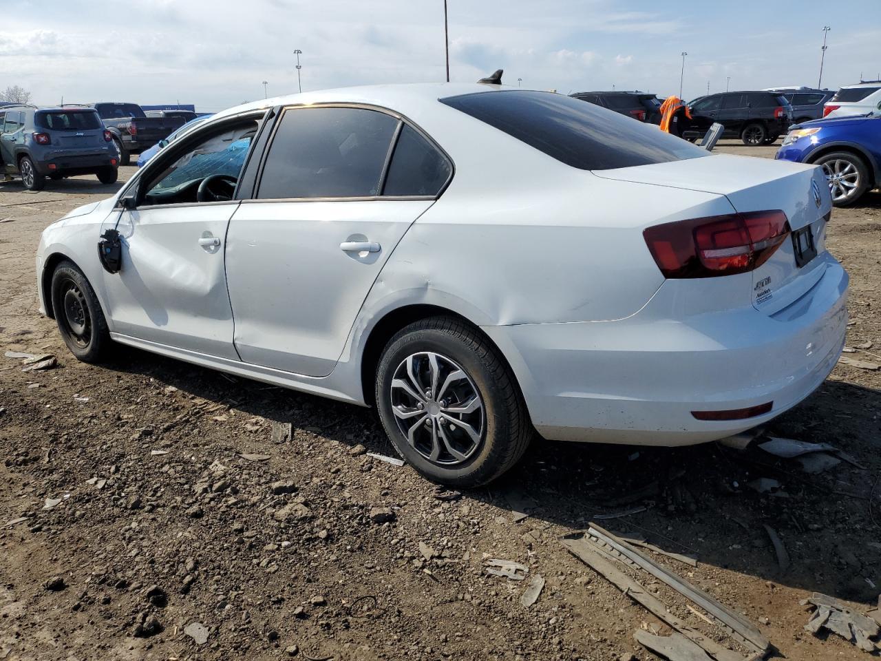 2016 VOLKSWAGEN JETTA S - Фото 2