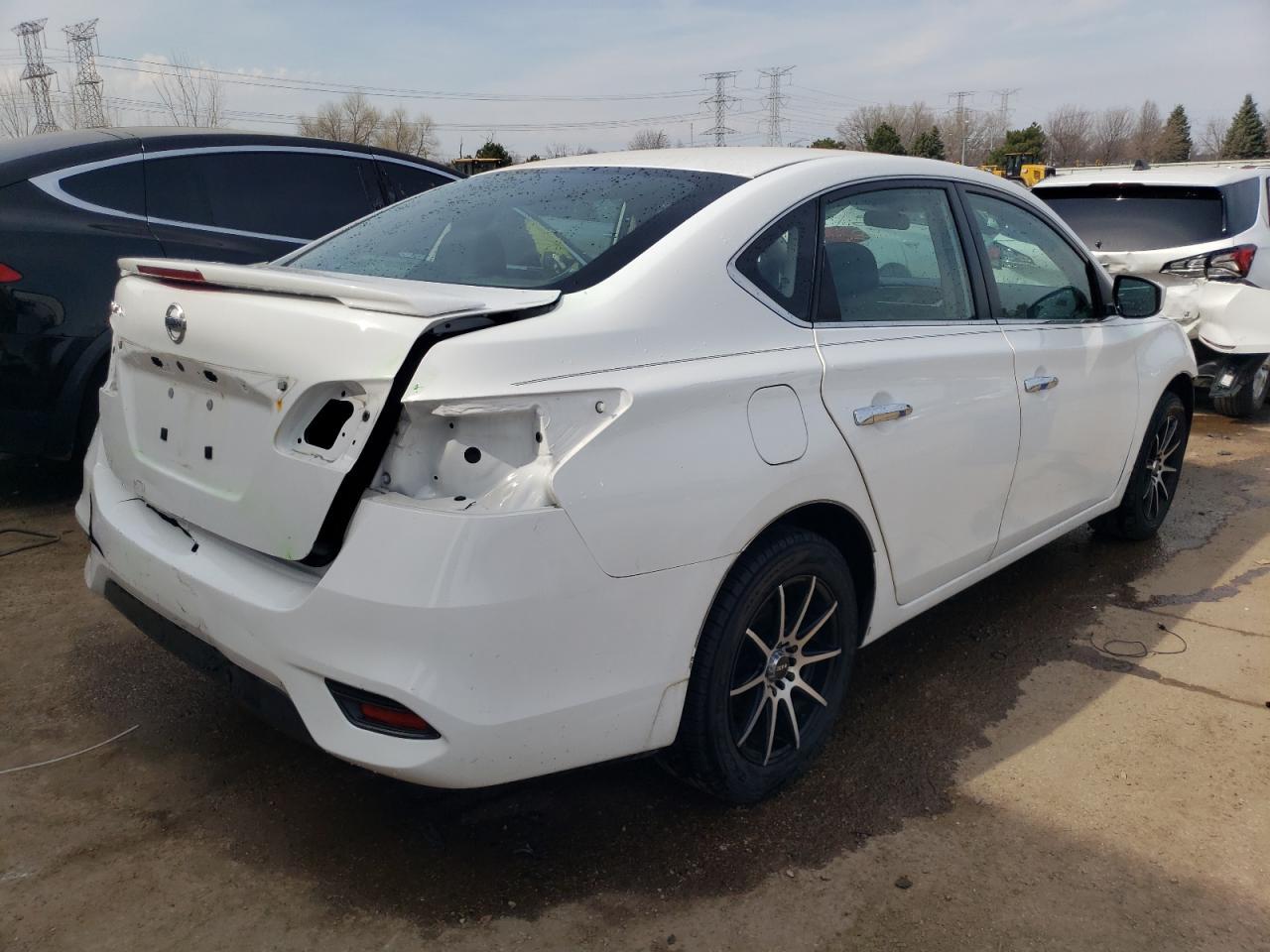 2017 NISSAN SENTRA S - Фото 3