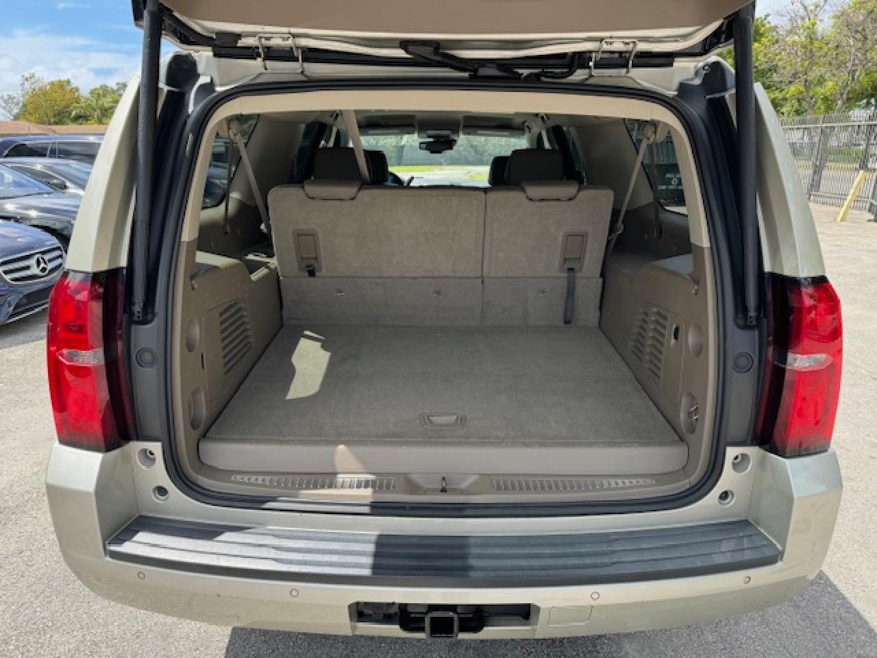 2016 CHEVROLET SUBURBAN K - Image 6