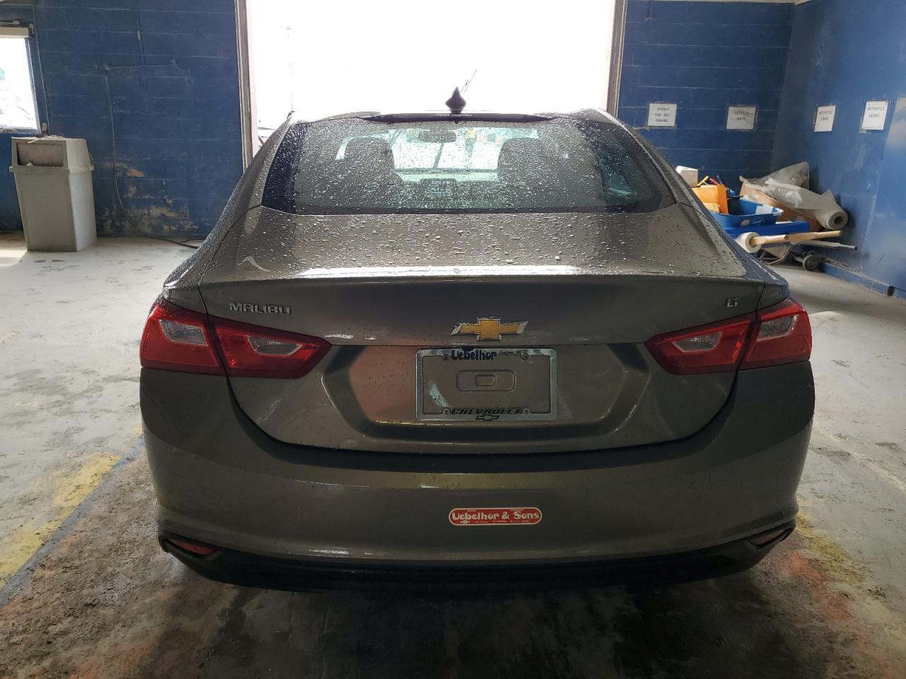 2017 CHEVROLET MALIBU LT - Фото 6