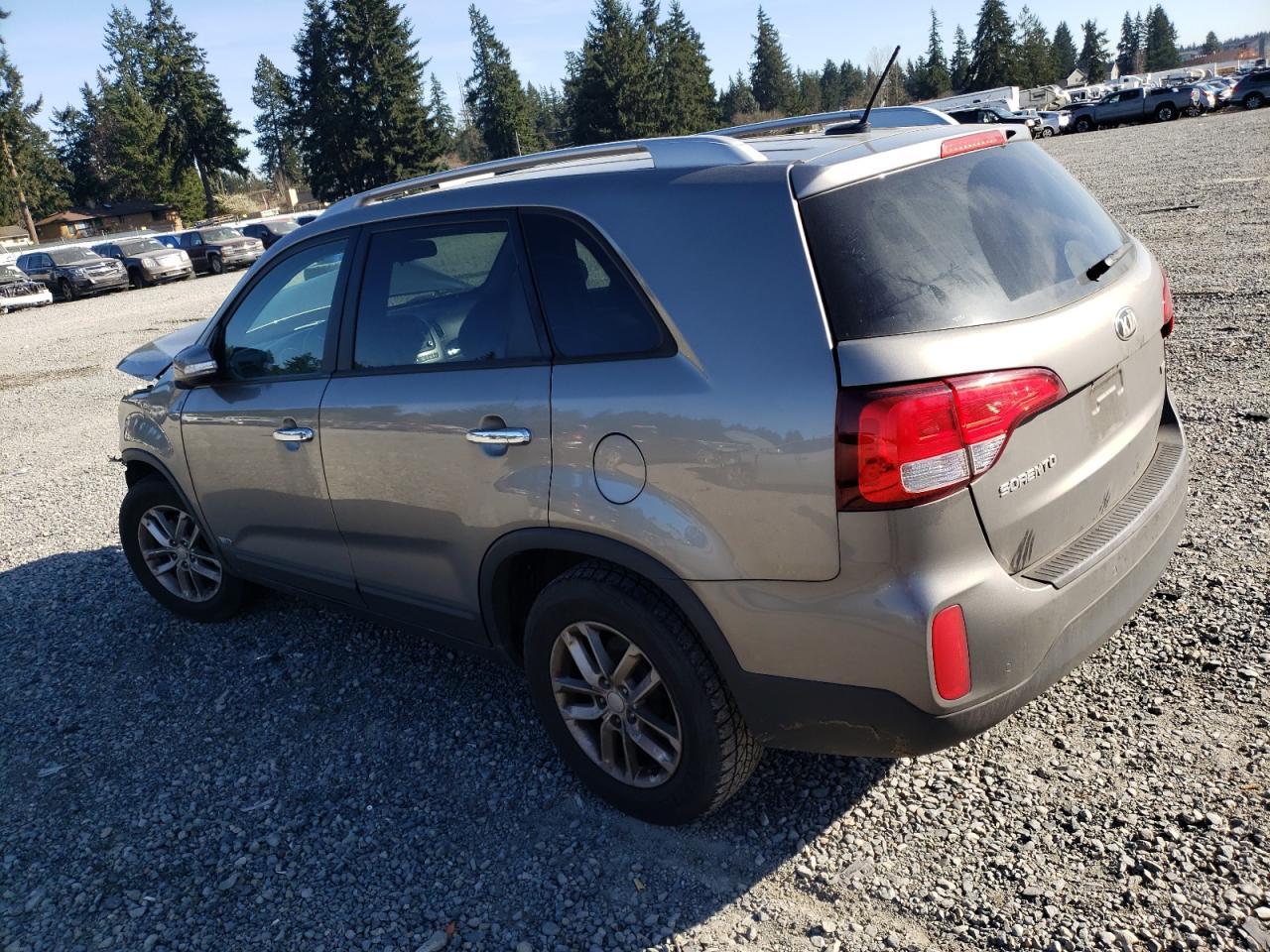 2014 KIA SORENTO LX - Image 2