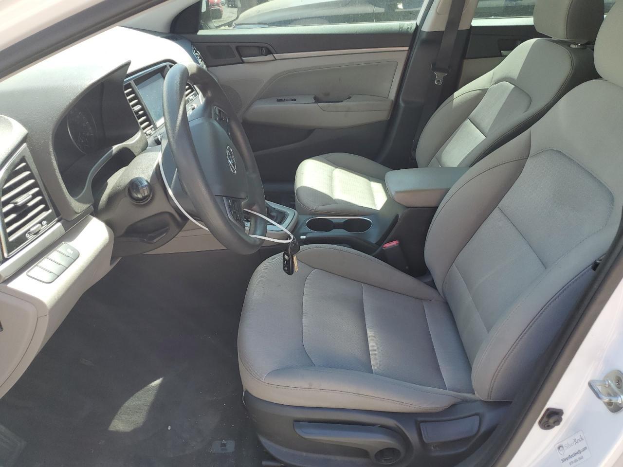 2017 HYUNDAI ELANTRA SE - Image 7