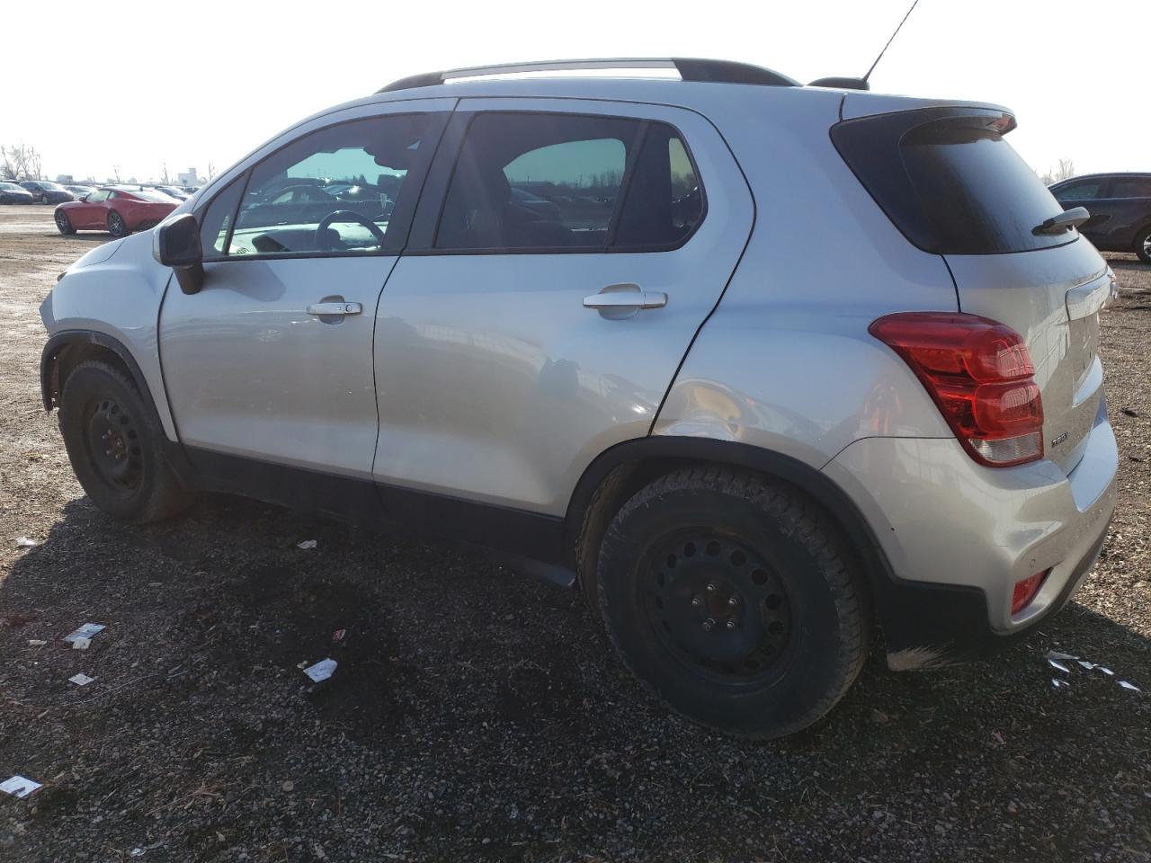 2021 CHEVROLET TRAX 1LT - Image 2