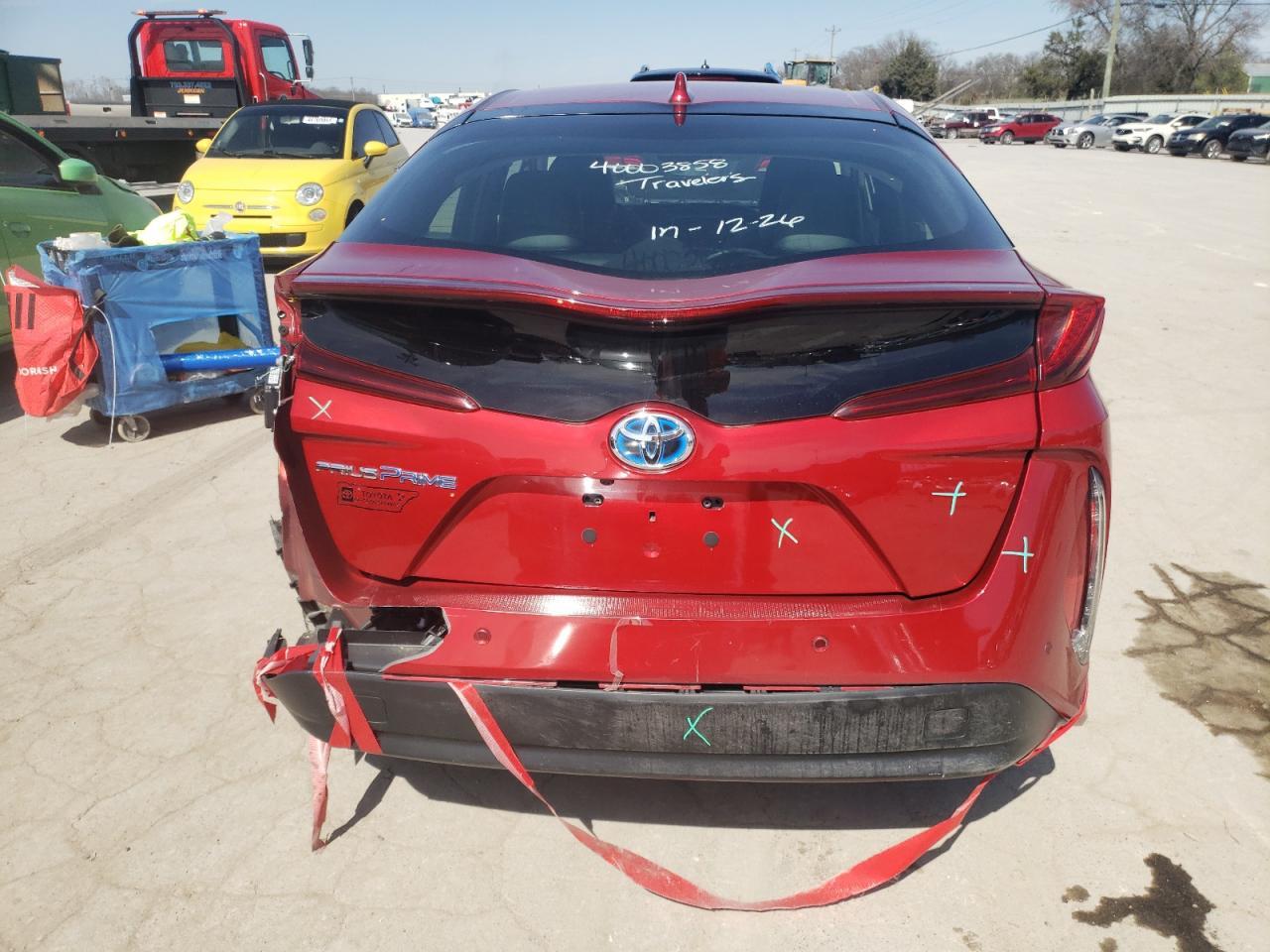 2018 TOYOTA PRIUS PRIM - Image 6