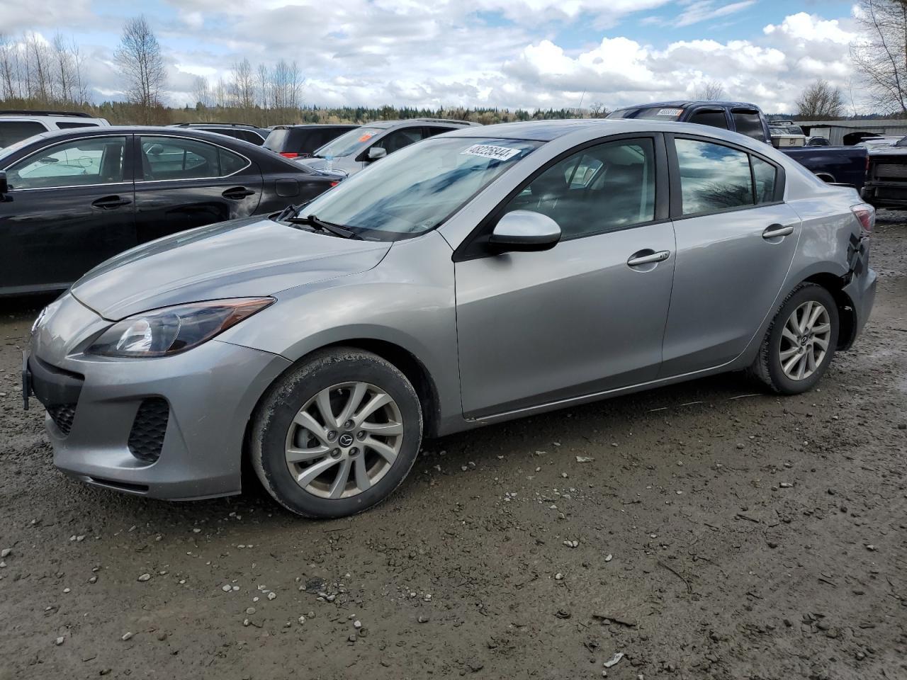 2013 MAZDA 3 I