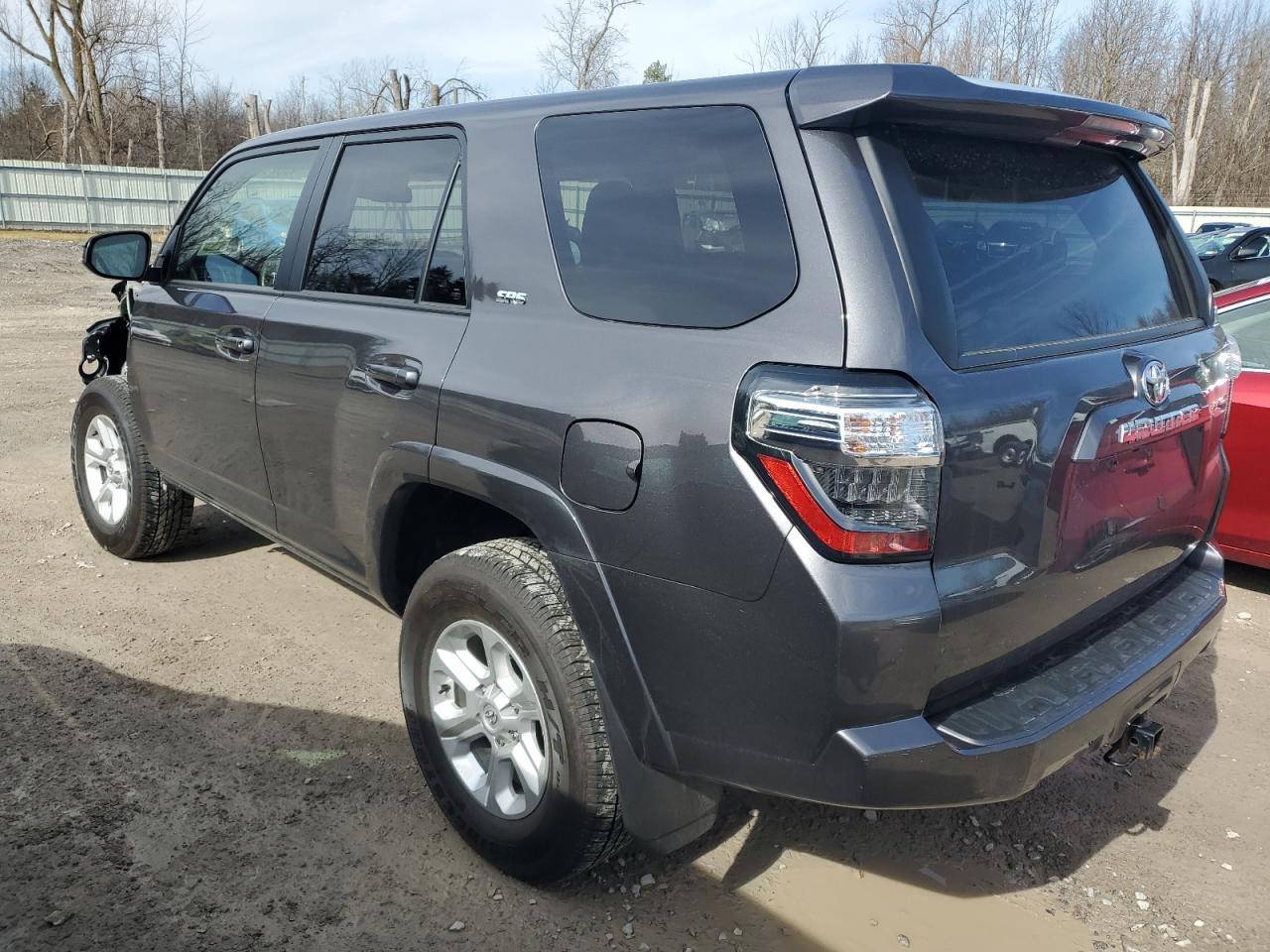 2022 TOYOTA 4RUNNER SR - Фото 2