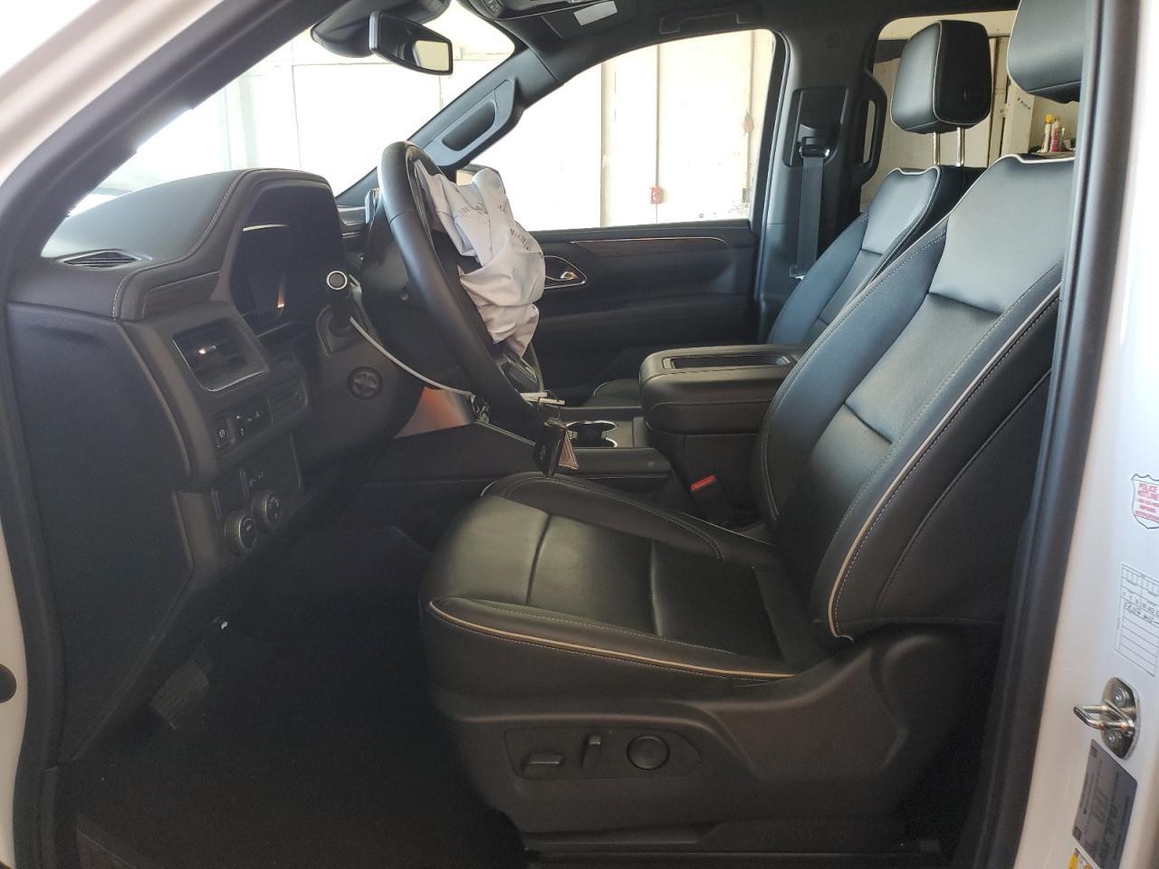 2023 CHEVROLET SUBURBAN C - Фото 7