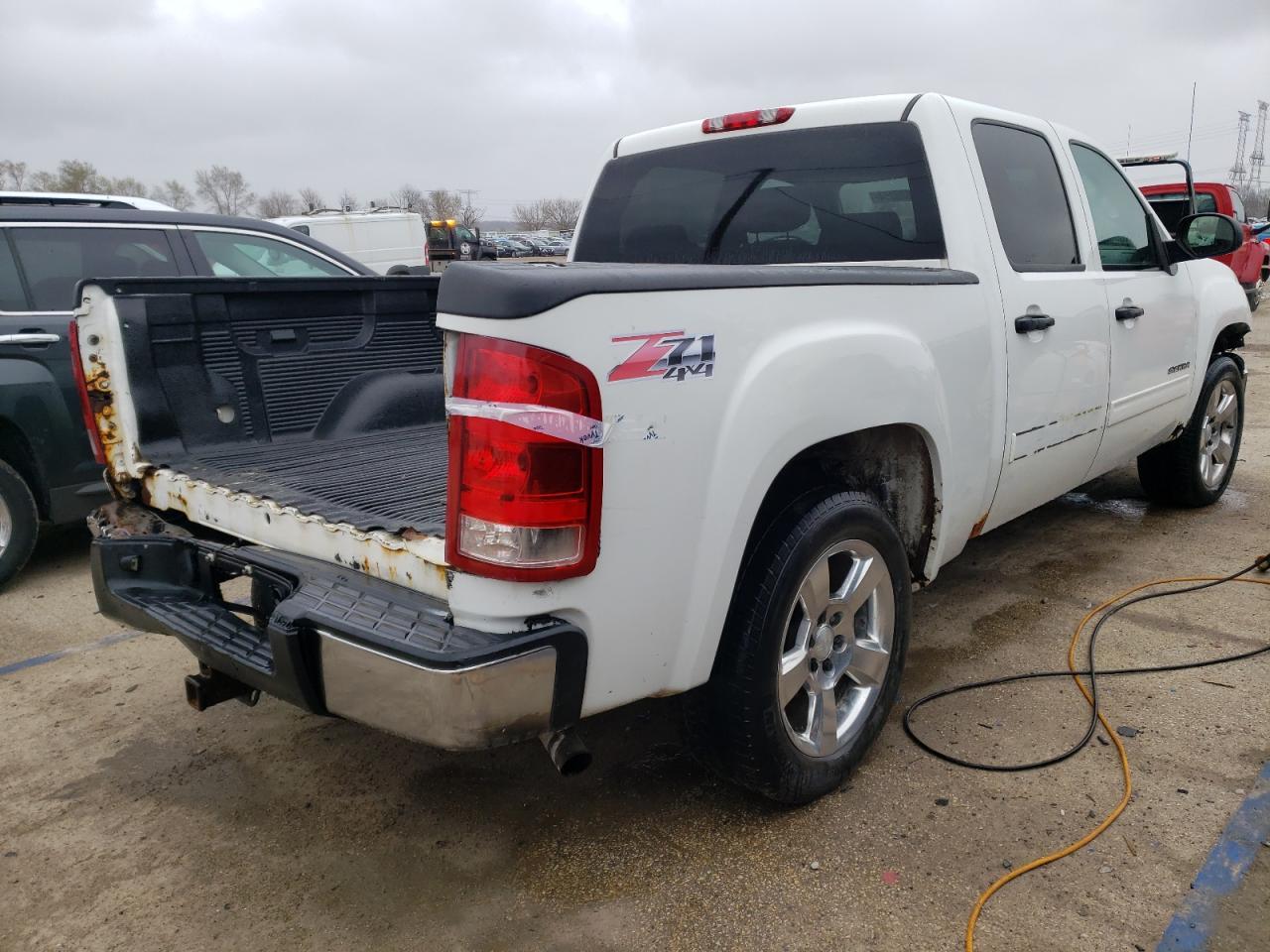 2011 GMC SIERRA K15 - Фото 3