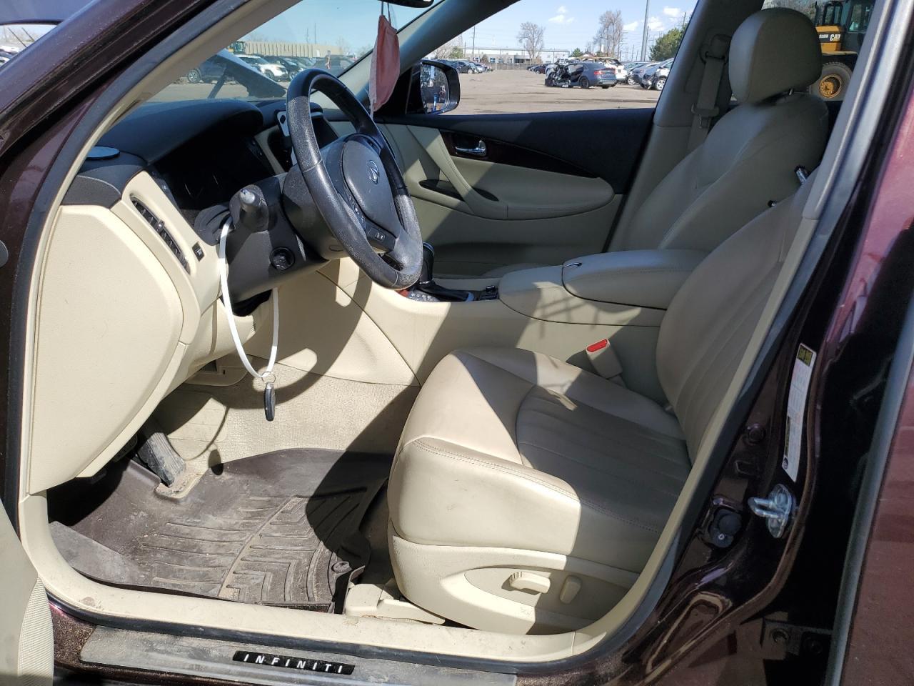 2016 INFINITI QX50 - Image 7
