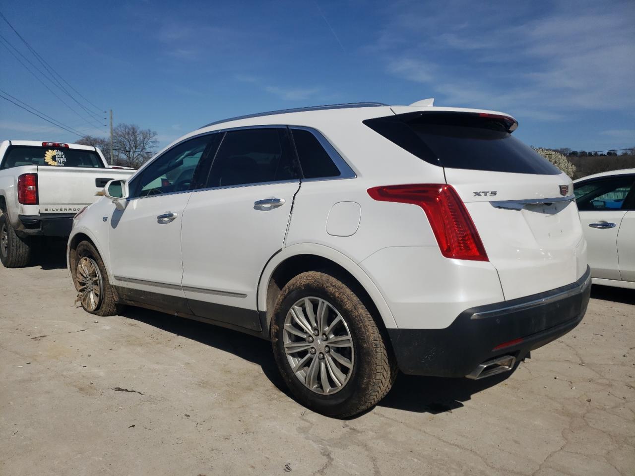 2019 CADILLAC XT5 LUXURY - Фото 2