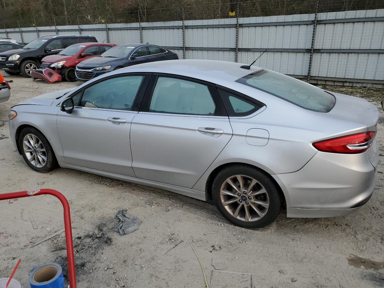 2017 FORD FUSION SE - Image 2