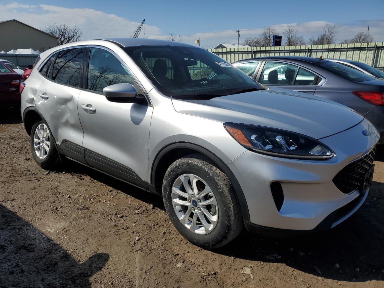 2020 FORD ESCAPE SE - Image 4