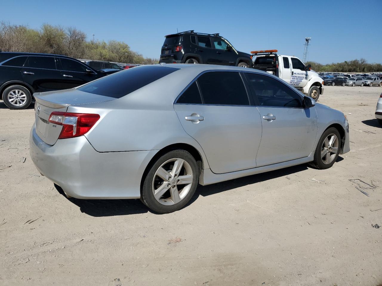 2014 TOYOTA CAMRY L - Image 3