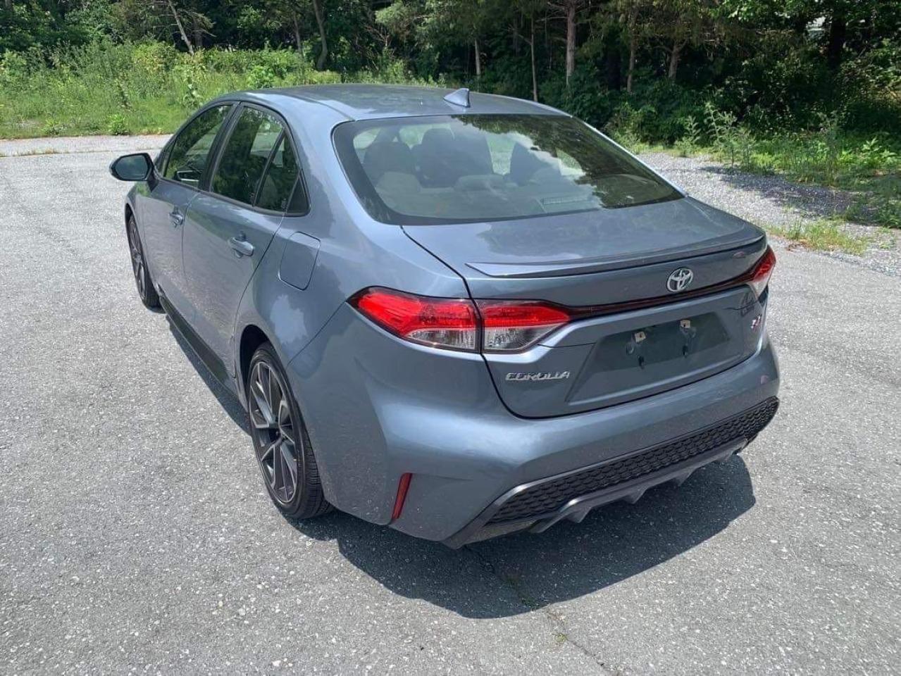 2020 TOYOTA COROLLA SE - Фото 3