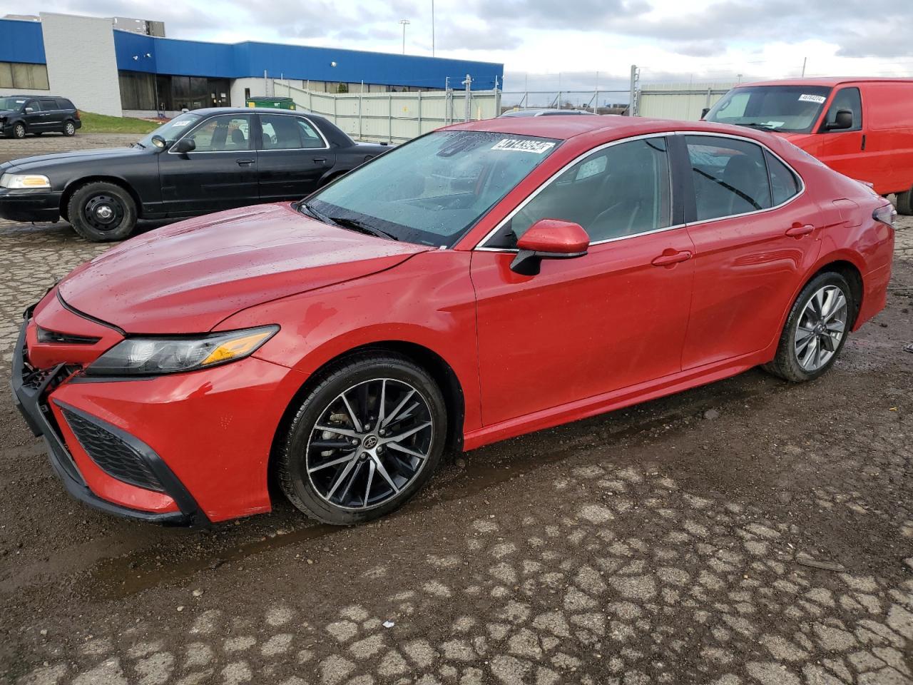 2021 TOYOTA CAMRY SE