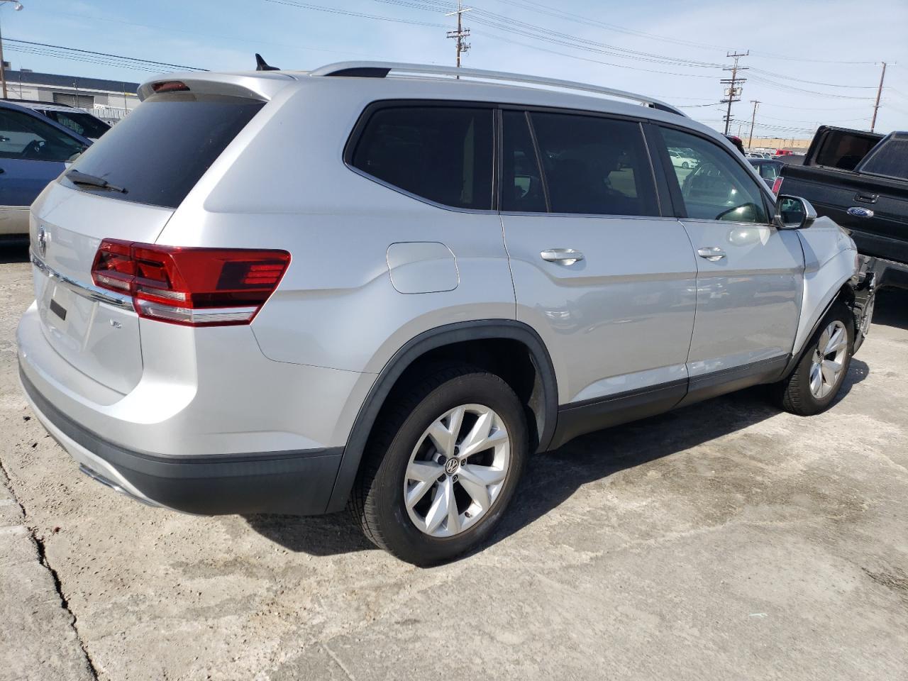 2018 VOLKSWAGEN ATLAS SE - Фото 3