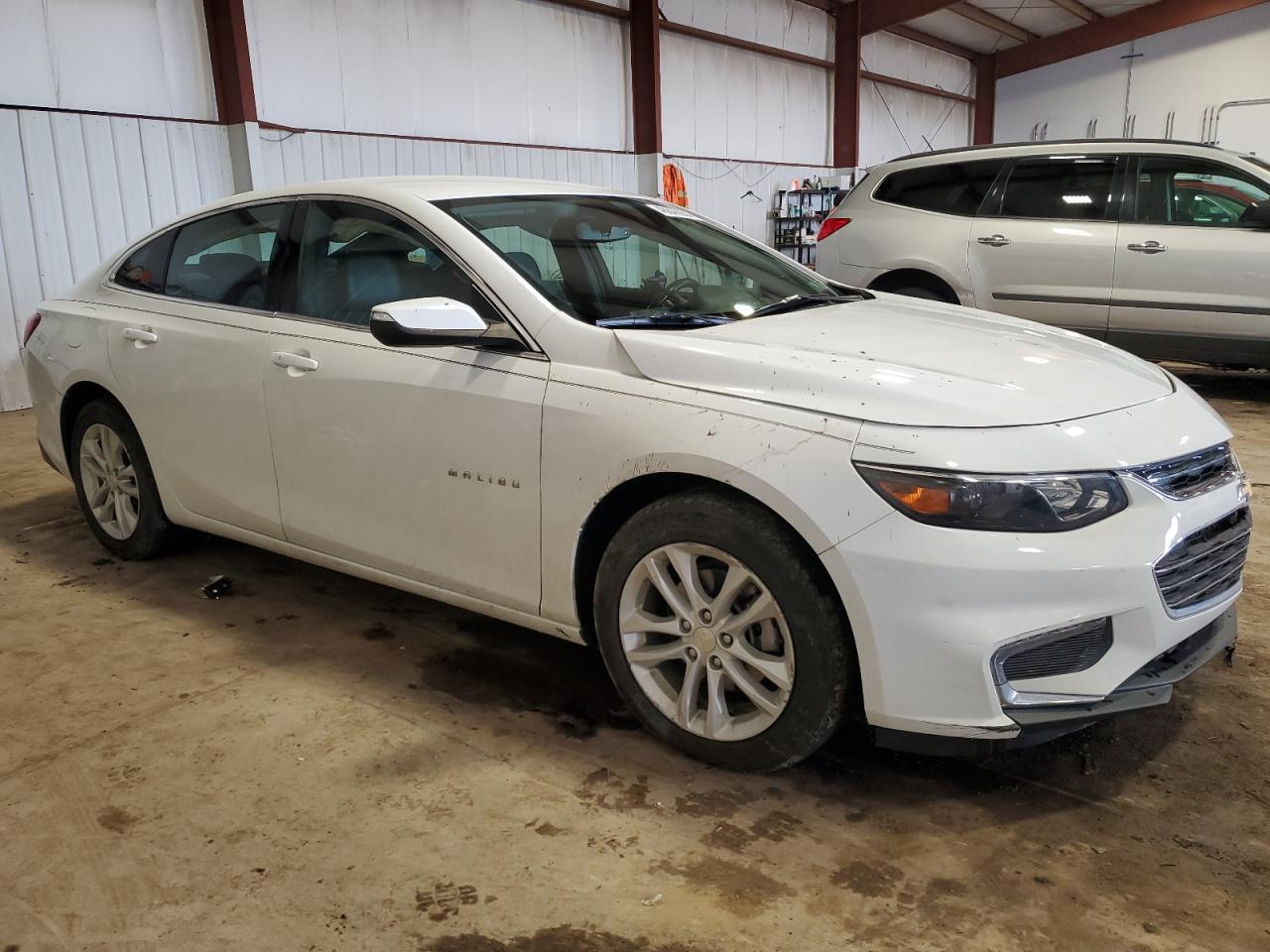 2017 CHEVROLET MALIBU LT - Image 4