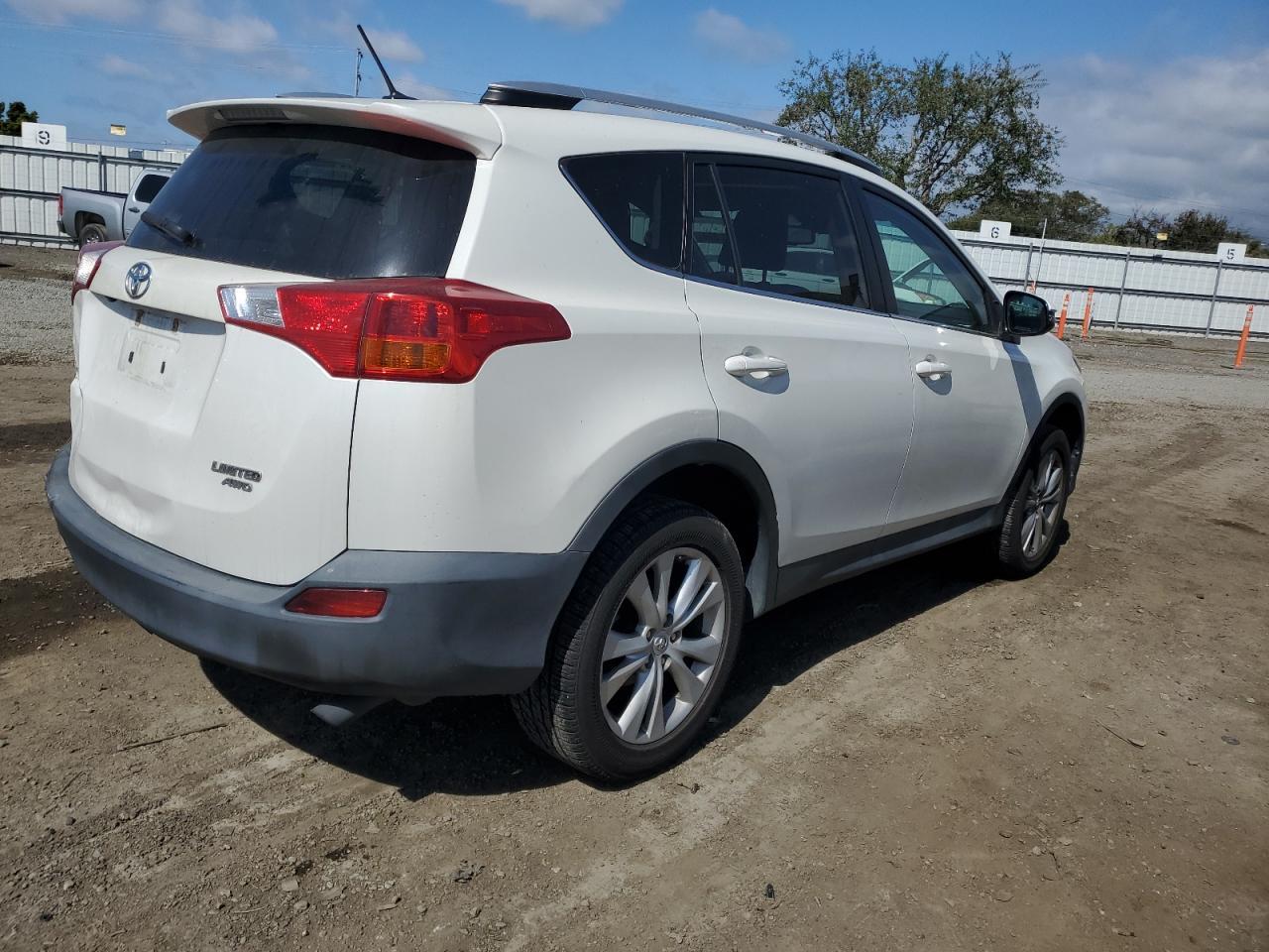 2014 TOYOTA RAV4 LIMIT - Image 3