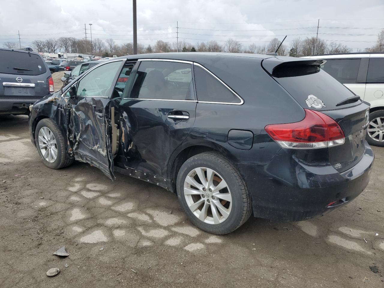 2013 TOYOTA VENZA LE - Фото 2