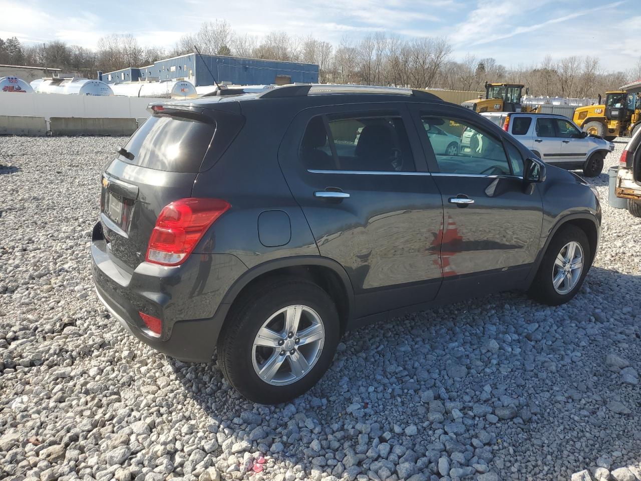 2019 CHEVROLET TRAX 1LT - Фото 3
