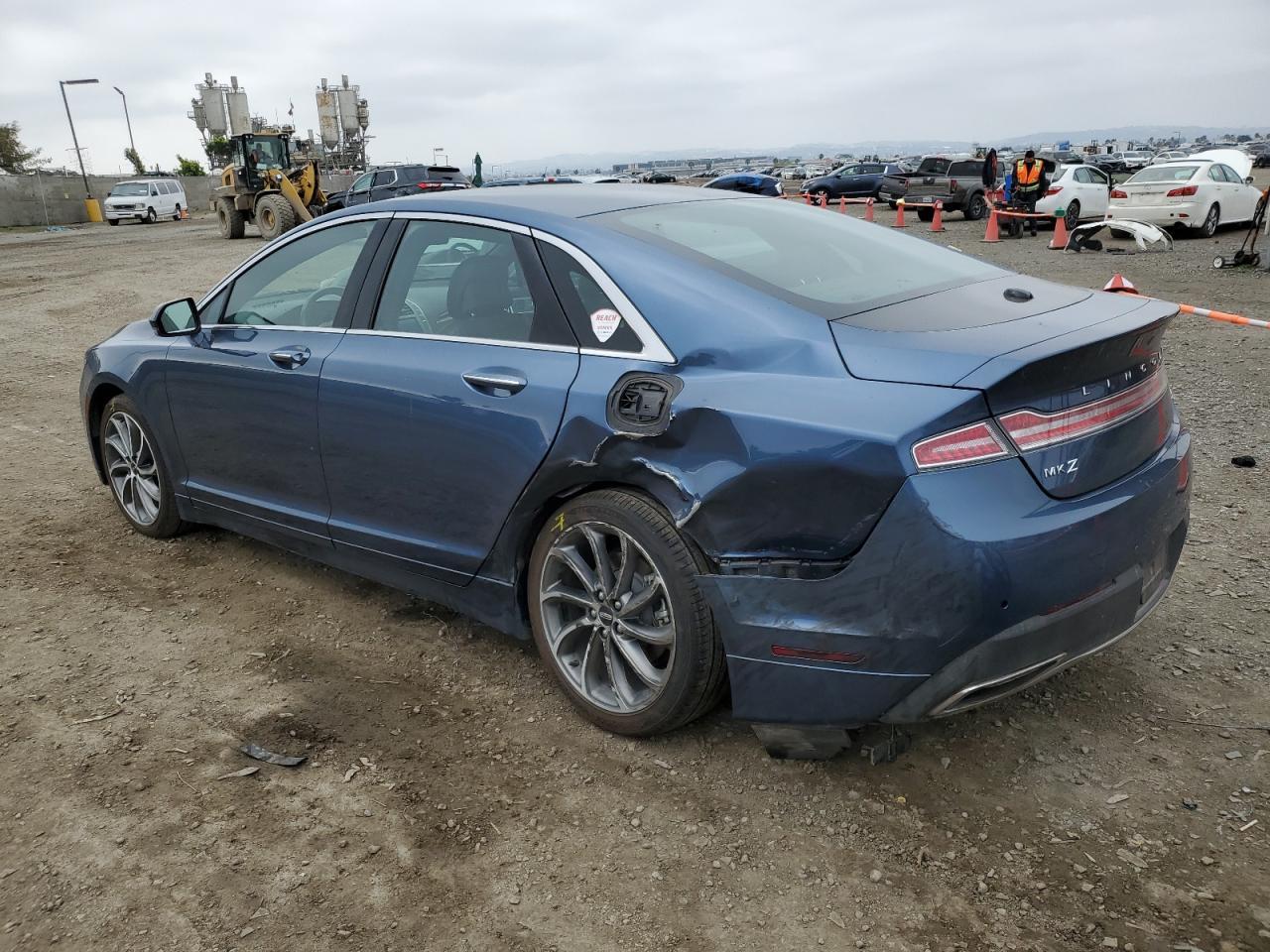 2019 LINCOLN MKZ RESERV - Image 2