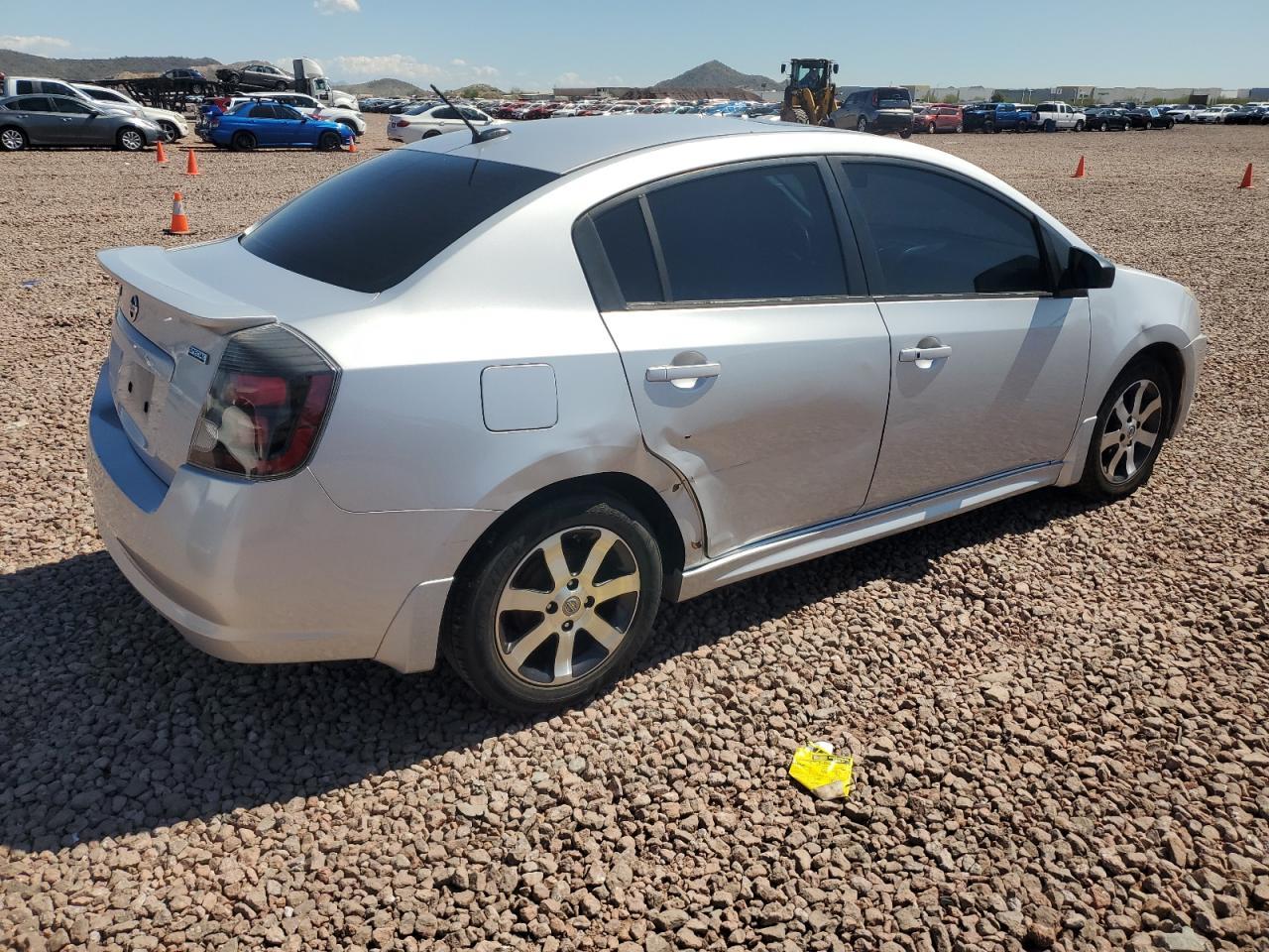 2012 NISSAN SENTRA 2.0 - Фото 3