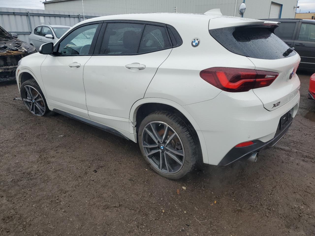 2022 BMW X2 XDRIVE2 - Фото 2