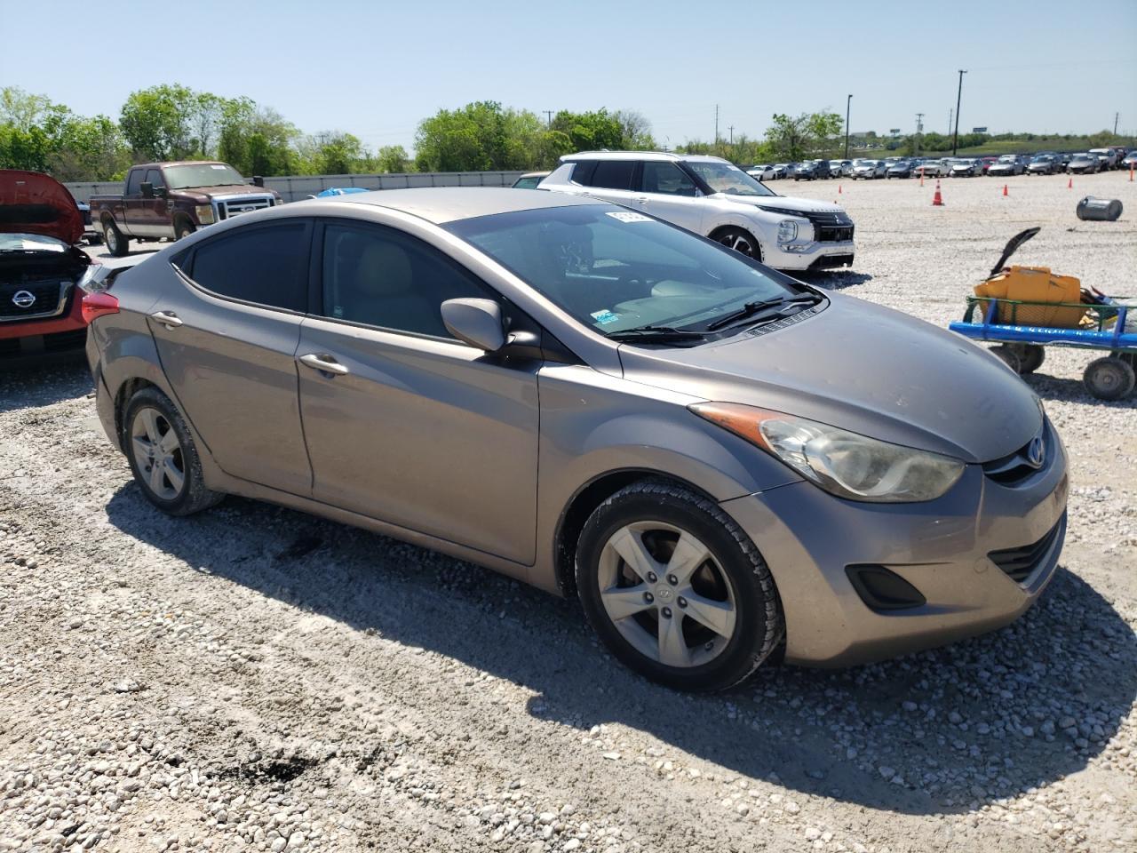 2011 HYUNDAI ELANTRA GL - Image 4