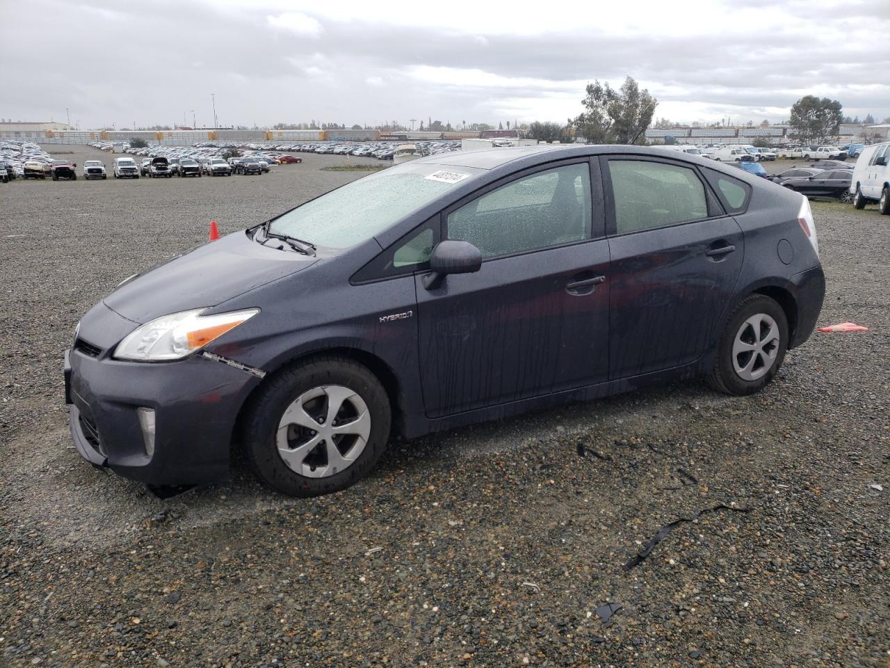 2015 TOYOTA PRIUS