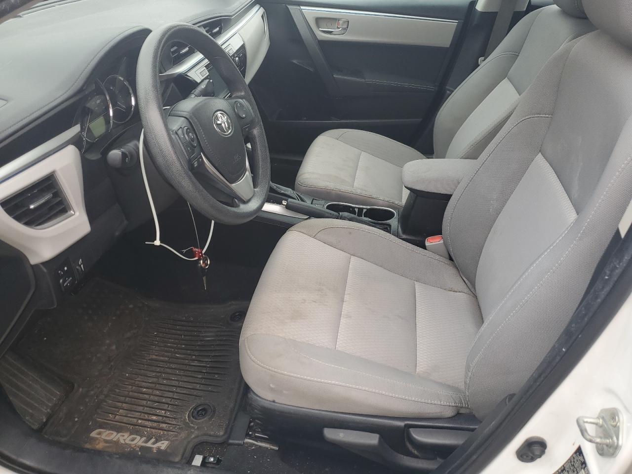2014 TOYOTA COROLLA L - Фото 7