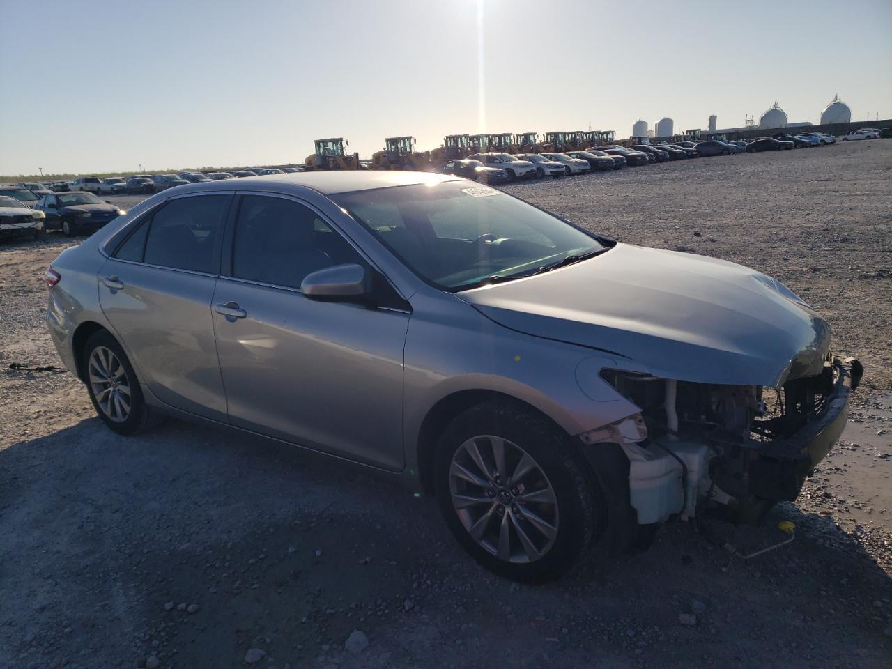 2017 TOYOTA CAMRY LE - Фото 4