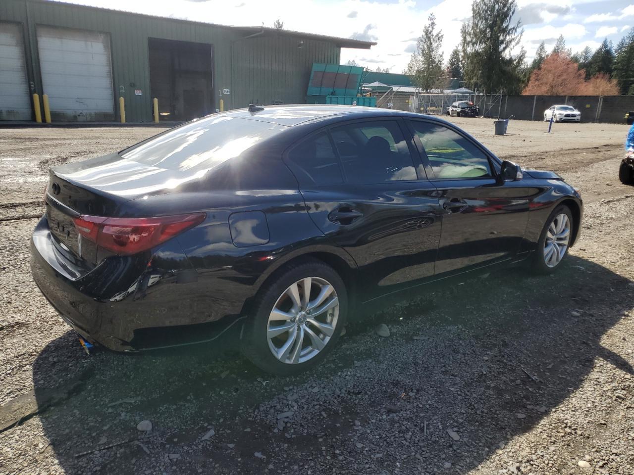 2018 INFINITI Q50 LUXE - Image 3