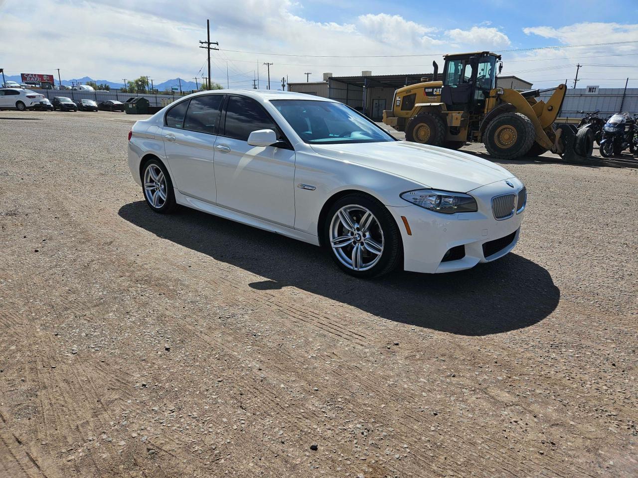 2013 BMW 550 I car image