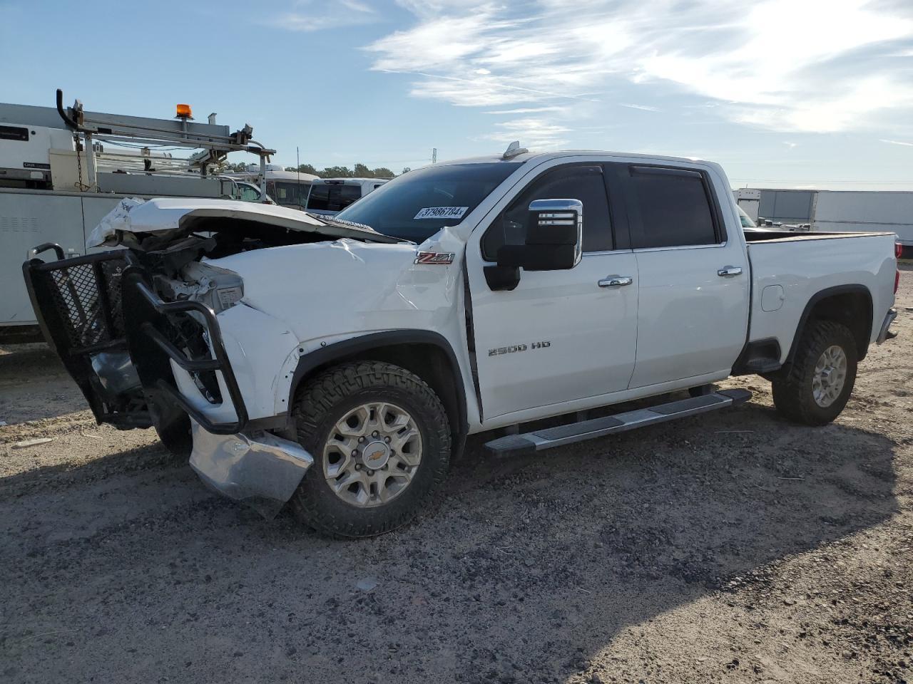 2022 CHEVROLET SILVERADO car image