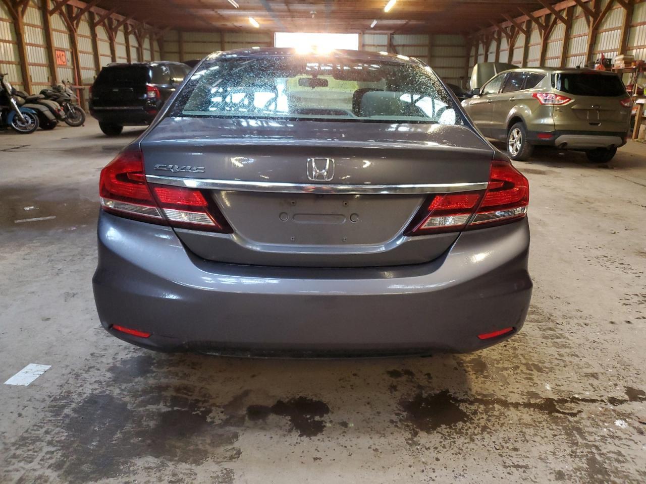 2015 HONDA CIVIC LX - Фото 6