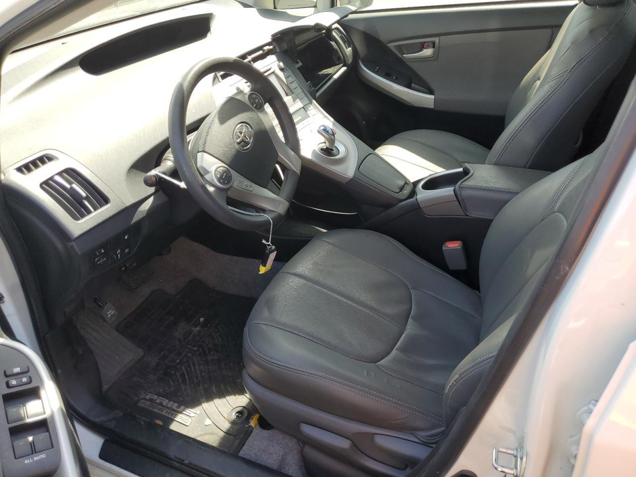 2014 TOYOTA PRIUS PLUG - Image 7