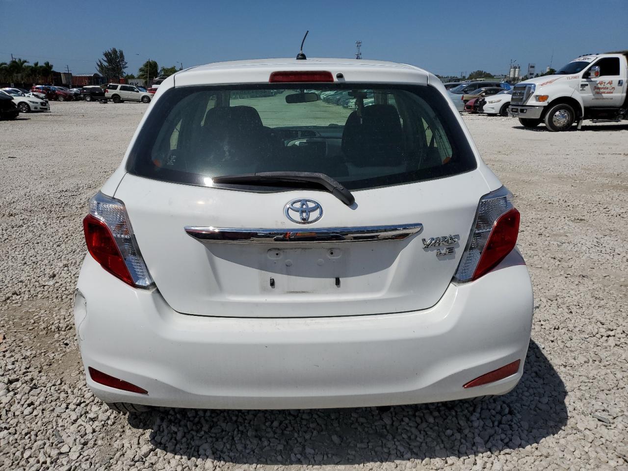 2013 TOYOTA YARIS - Фото 6