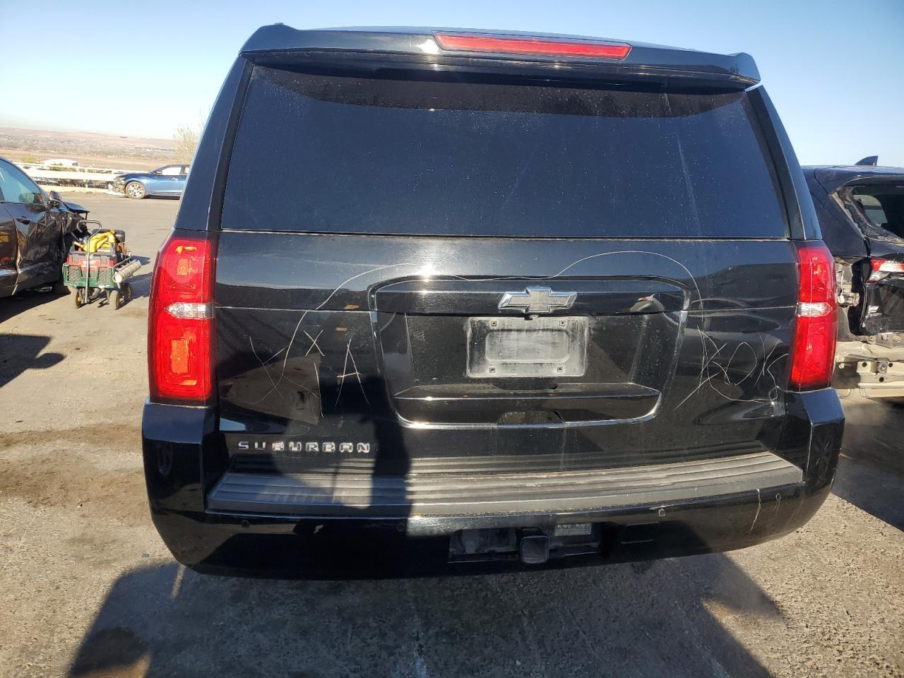 2015 CHEVROLET SUBURBAN C - Image 6