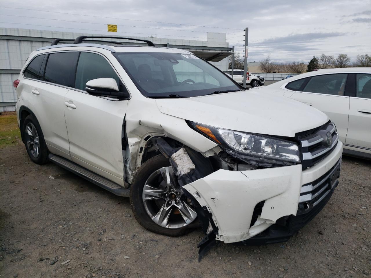 2019 TOYOTA HIGHLANDER - Фото 4