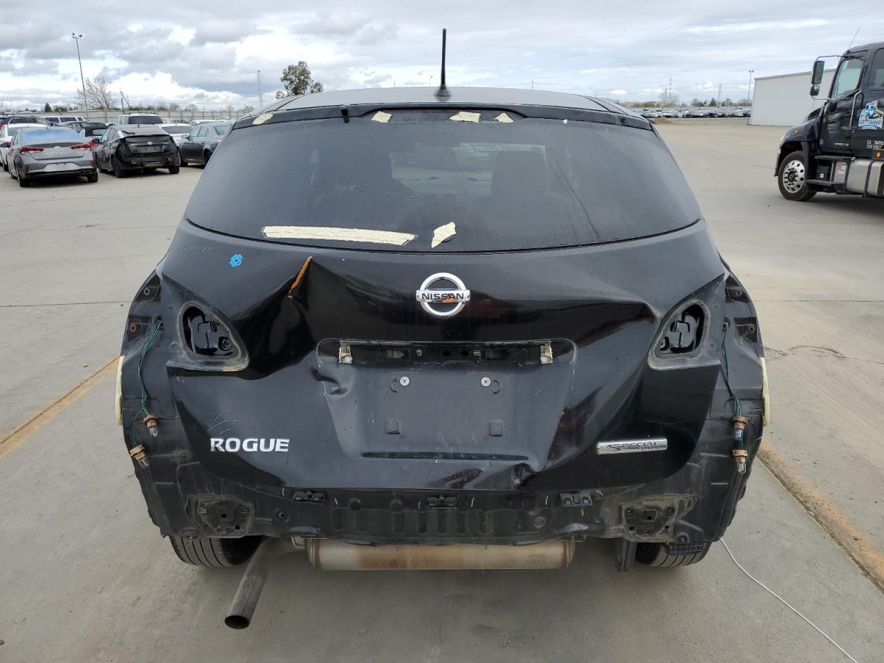 2013 NISSAN ROGUE S - Фото 6
