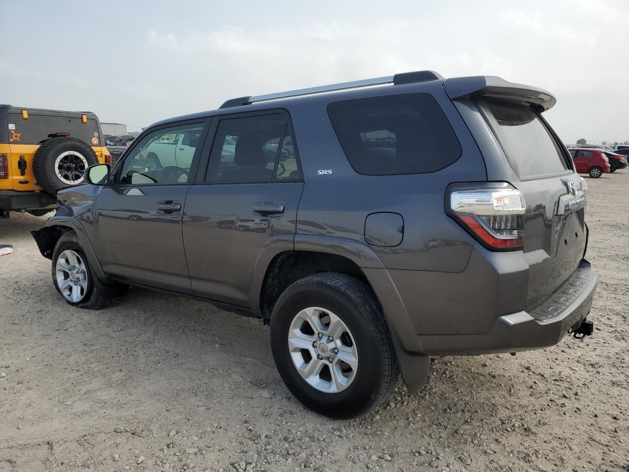 2022 TOYOTA 4RUNNER SR - Image 2