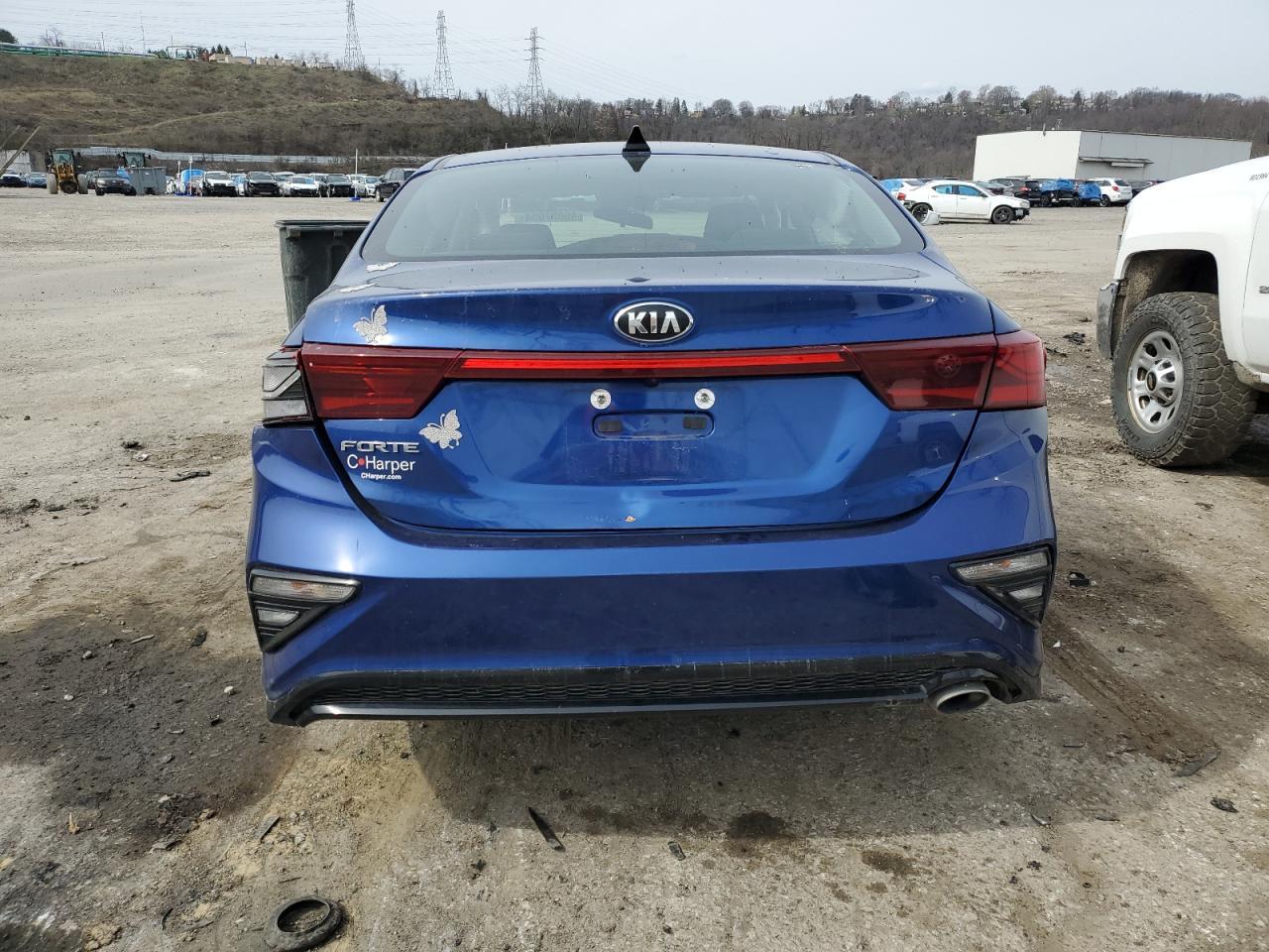 2020 KIA FORTE FE - Image 6