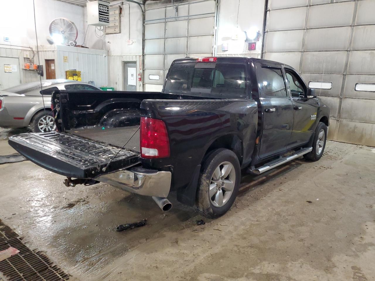 2014 RAM 1500 SLT - Image 3