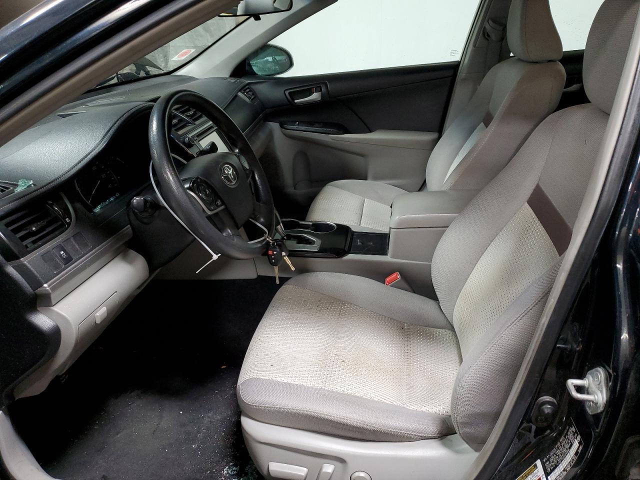 2014 TOYOTA CAMRY L - Фото 7