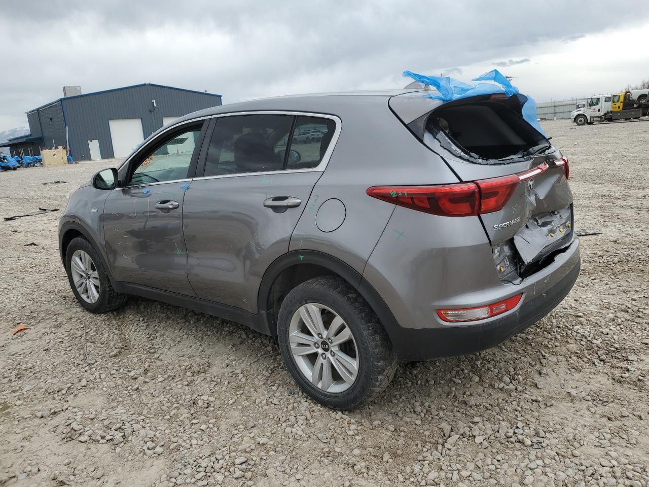 2017 KIA SPORTAGE L - Фото 2