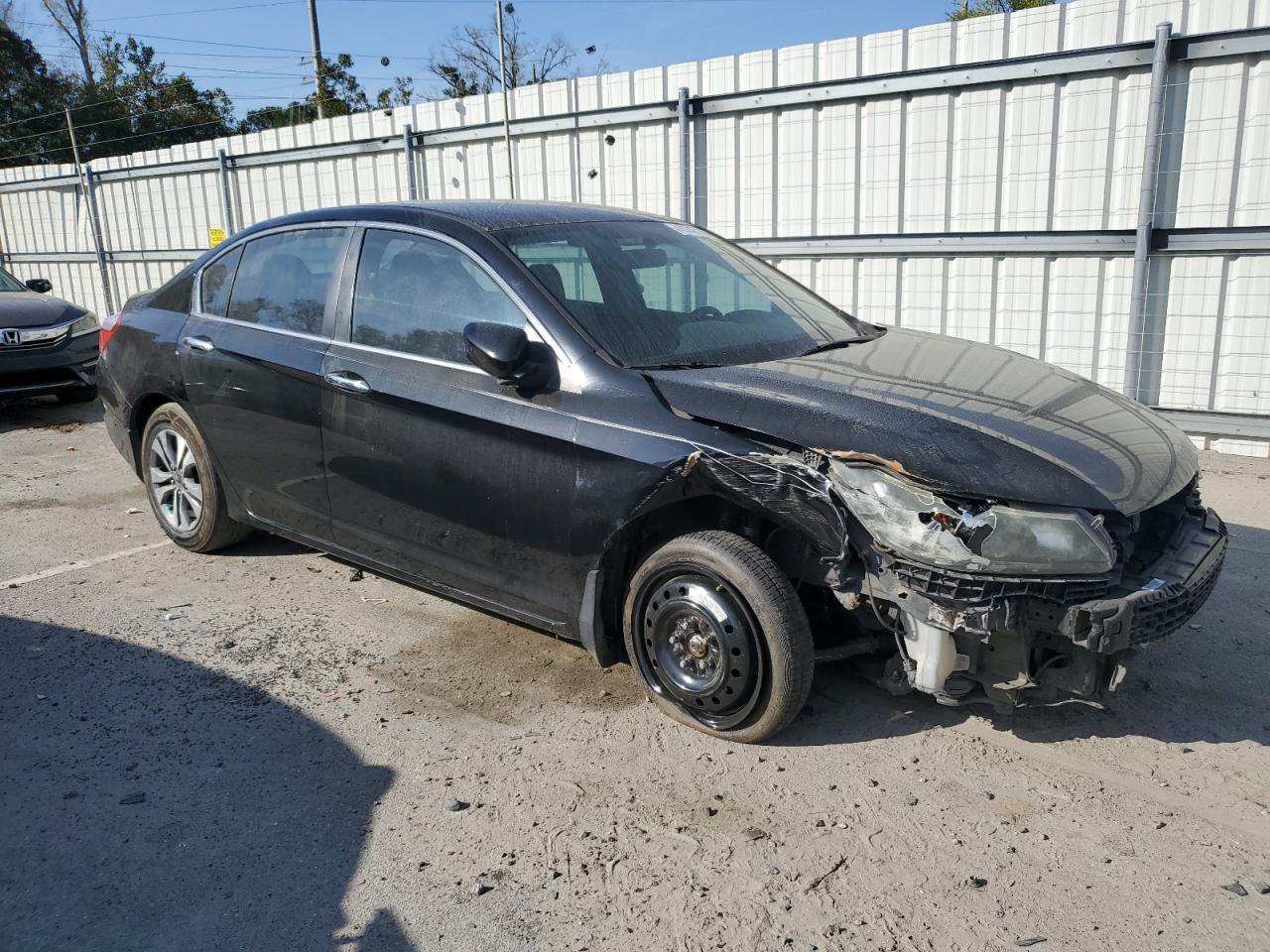 2014 HONDA ACCORD LX - Image 4