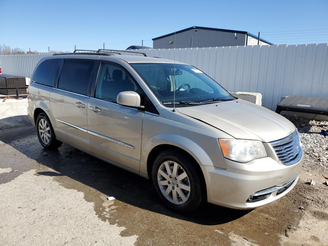 2014 CHRYSLER TOWN & COU - Фото 4