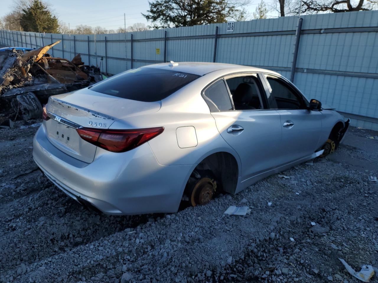 2019 INFINITI Q50 LUXE - Image 3