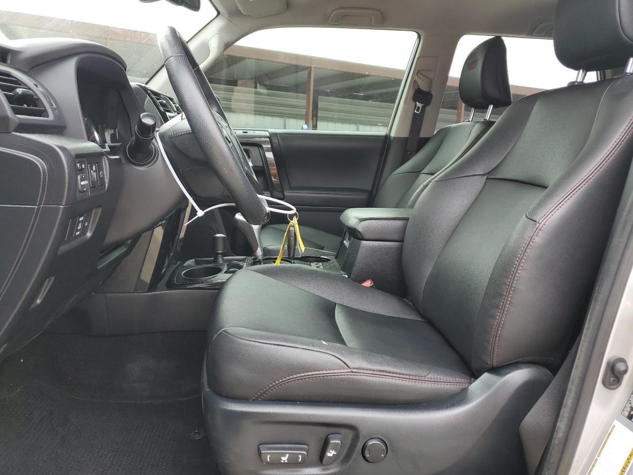 2022 TOYOTA 4RUNNER SR - Image 7