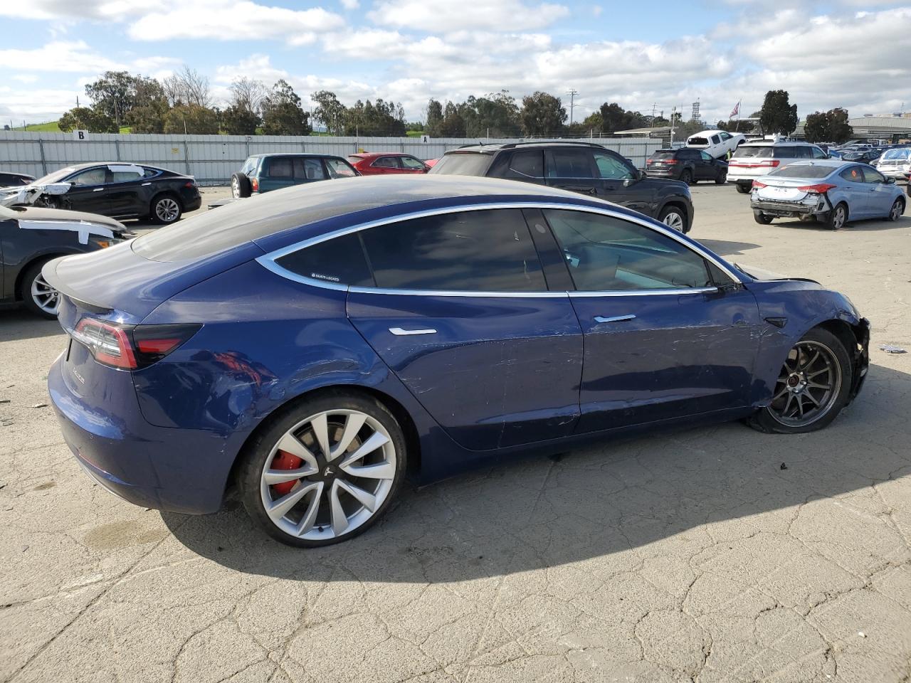 2019 TESLA MODEL 3 - Фото 3